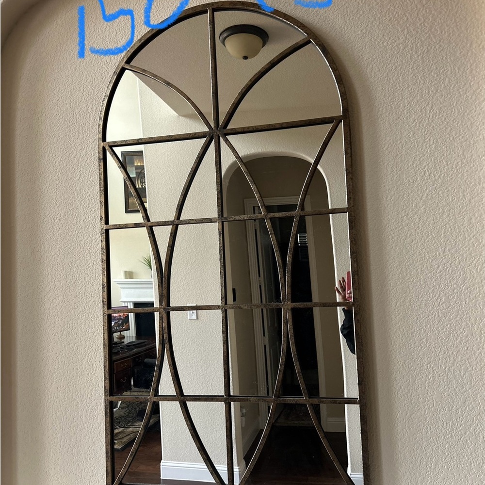 Elegant Arched Wall Mirror